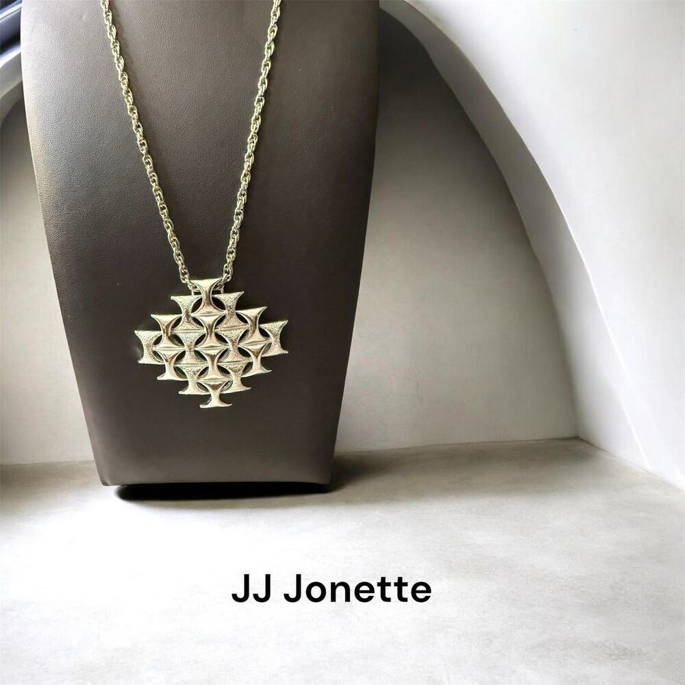 J Jonette Silvertone Necklace
